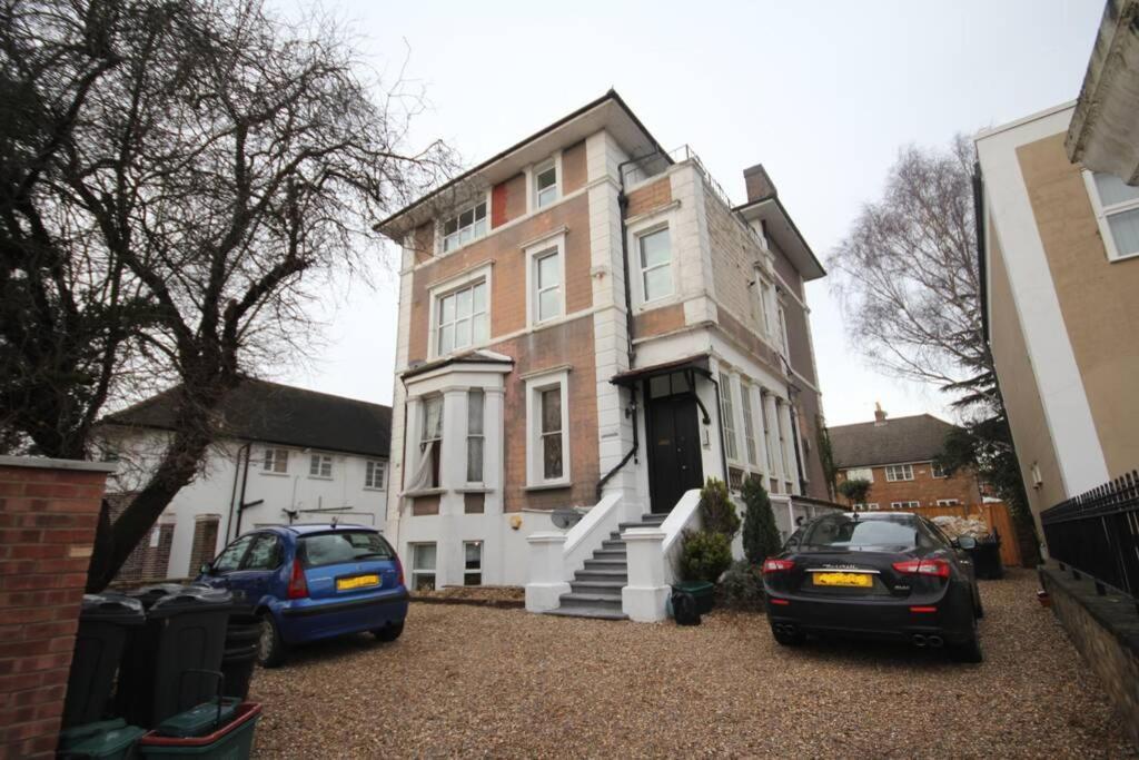 Great West Road Apartments Flat D London Exterior photo